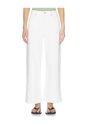 PISTOLA Kyra Ankle High Rise Bowed Ankle Jeans in White. Size 23. Also in 24, 25, 26, 27, 28, 29, 30, 31, 32, 33.