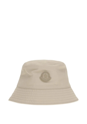 Moncler logo-patch bucket hat - Black