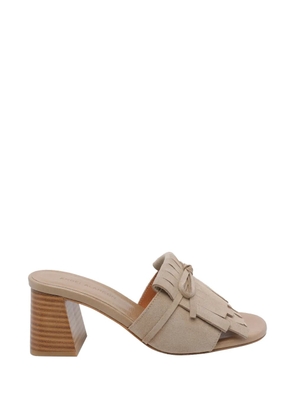 ANGEL ALARCON fringe bow sandals - Neutrals