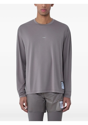 Satisfy logo-detail long-sleeved T-shirt - Brown