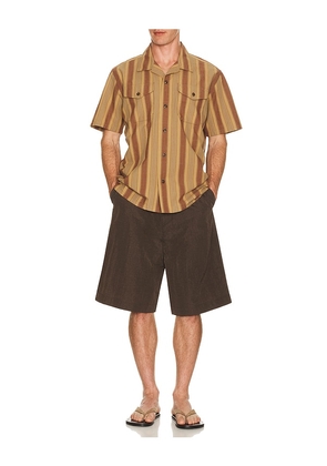 Filson Chambray Camp Shirt in Brown. Size L. Also in M, XL/1X, S.