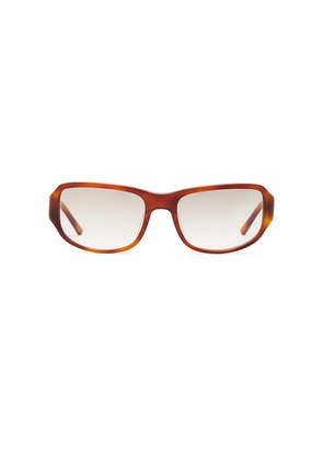 Lu Goldie Cleo Sunglasses in Cognac.
