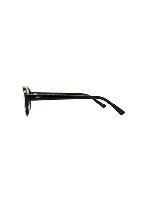 MESSYWEEKEND Burt Sunglasses in Black.