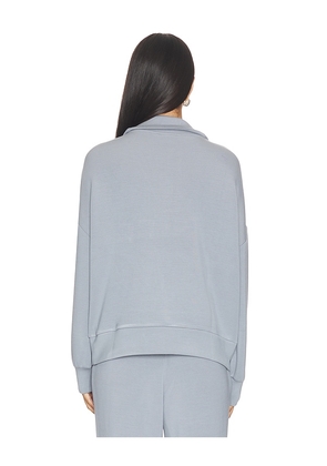 Varley Hawley Half Zip Sweat in Blue. Size XS. Also in S, M, L.