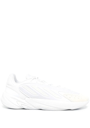 adidas Ozelia low-top sneakers - White