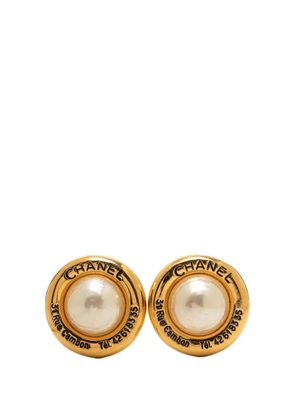 CHANEL Pre-Owned 1980-1990 Gold Plated Faux Pearl 31 Rue Cambon Clip On Earrings costume earrings