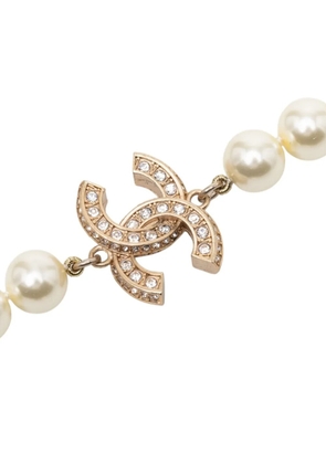 CHANEL Pre-Owned 2020 CC Gold Plated and Faux Pearl Rhinestones Long Necklace costume necklace - White