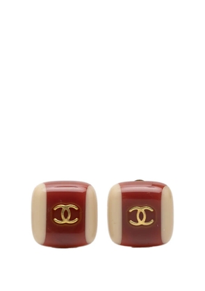 CHANEL Pre-Owned 2001 CC Gold Plated Resin Square Clip On Earrings costume earrings