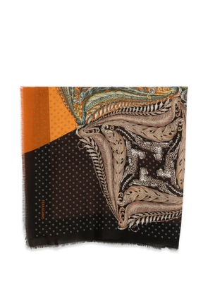 Ferragamo Pre-Owned Madras-print cashmere scarf - Brown