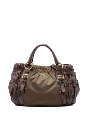 Prada Pre-Owned 2010-2025 Tessuto and Nappa Gaufre satchel - Brown