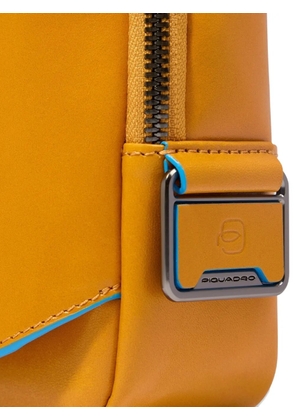 PIQUADRO pocket leather messenger bag - Yellow