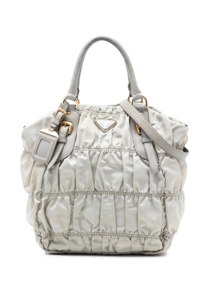 Prada Pre-Owned 2013-2026 Tessuto Gaufre satchel - Grey
