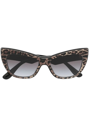 Dolce & Gabbana Eyewear leopard-print cat-eye sunglasses - Brown