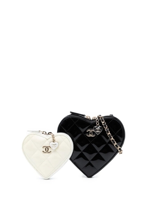 CHANEL Pre-Owned 2021-2026 Quilted Patent Duo Heart Clutch with Chain crossbody bag - Black