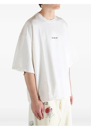 D-R-G-N Yoth logo-print T-shirt - White