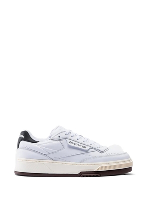 Reebok perforted panel sneakers - White