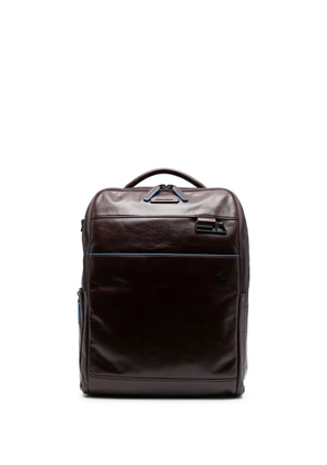 PIQUADRO logo-plaque leather backpack - Brown