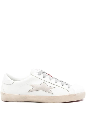 Ishikawa leather sneakers - White