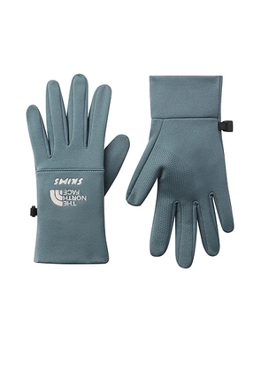 The North Face x SKIMS Gloves in SK Kyanite - Blue. Size XS (also in ).