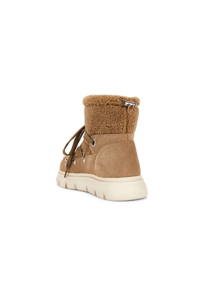 Hunter Moriah Boot in Tan. Size 6. Also in 10.