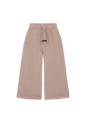 Fear of God ESSENTIALS Kids Signature Flare Sweatpant in Mauve. Size 2/3. Also in 4/5, 6/7.
