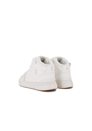 On The Roger Clubhouse Mid Sneaker in White. Size 5.5. Also in 10.