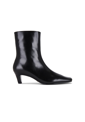 RAYE Lauren Boot in Black. Size 6. Also in 9.5.