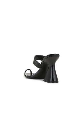 Steve Madden Renie Sandals in Black. Size 8.5. Also in 10.