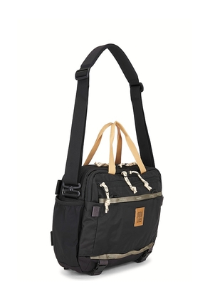 TOPO DESIGNS Mountain Cross Bag in Black.