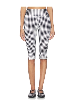 STRUT-THIS The Wren Capri Legging in Black,White. Size XS. Also in S, M, L.