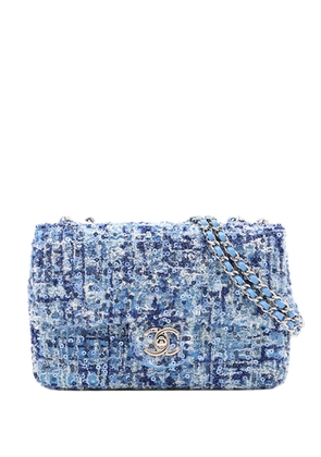 CHANEL Pre-Owned 2021-2026 Mini Rectangular Tweed and Sequin Single Flap crossbody bag - Blue
