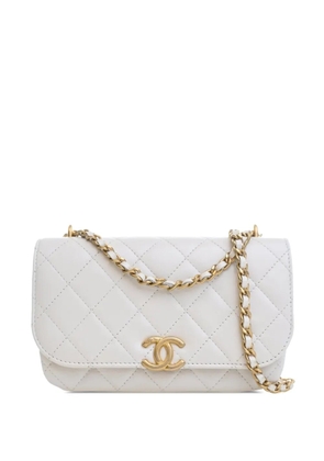 CHANEL Pre-Owned 2021-2025 Mini Quilted Lambskin Double Pocket Flap crossbody bag - White