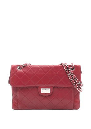 CHANEL Pre-Owned 2012 Quilted Lambskin Zip Flap shoulder bag - Red
