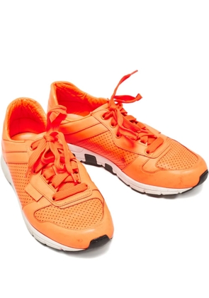 Gucci Pre-Owned leather lace-up sneakers - Orange