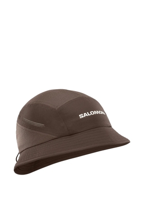 Salomon Shakeout mesh-panelled perforated bucket hat - Brown