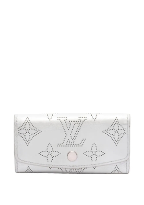 Louis Vuitton Pre-Owned Mahina monogram key case - Silver