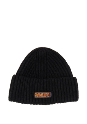Baracuta logo-patch ribbed-knit beanie hat - Black