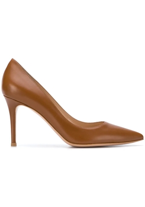 Gianvito Rossi classic pointed pumps - Brown