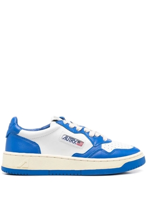 Autry logo-patch lace-up sneakers - White