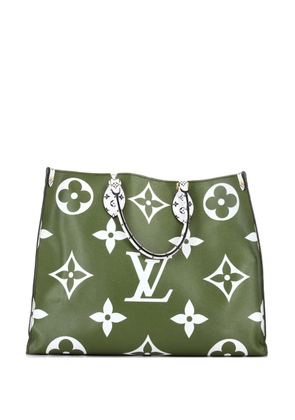 Louis Vuitton Pre-Owned OnTheGo Limited Edition Colored Monogram Giant GM tote bag - Green