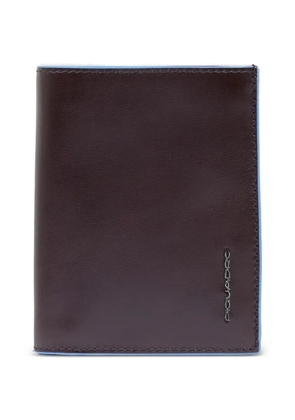 PIQUADRO Vertical trifold leather wallet - Brown