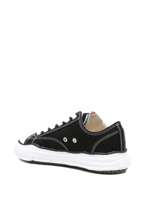 Maison MIHARA YASUHIRO contrast-stitch chunky-sole sneakers - Black