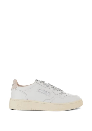 Autry Medalist leather sneakers - White