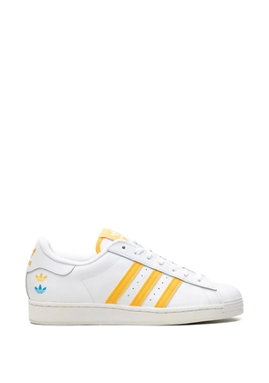adidas Superstar 'Cloud White/Team College Gold' sneakers