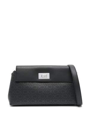 Calvin Klein monogram-debossed shoulder bag - Black