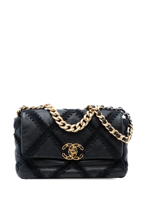 CHANEL Pre-Owned 2020 Medium Crochet Calfskin 19 Flap satchel - Black