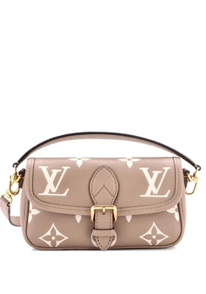 Louis Vuitton Pre-Owned Diane NM Handbag Bicolor Monogram Empreinte Giant Nano shoulder bag - Neutrals