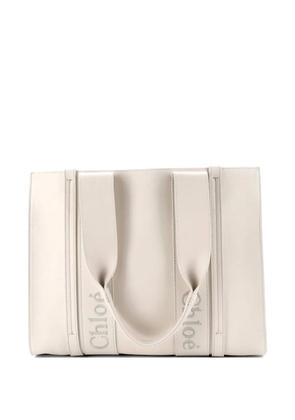 Chloé Pre-Owned Woody Leather Medium tote bag - White