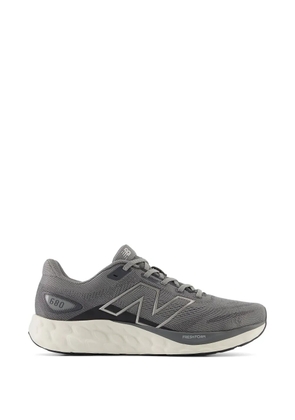 New Balance Fresh Foam 680 V8 lace-up sneakers - Grey