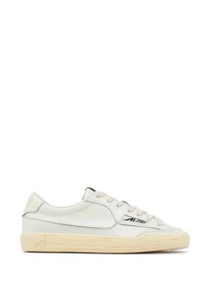 Autry Windscape logo-patch leather sneakers - Neutrals